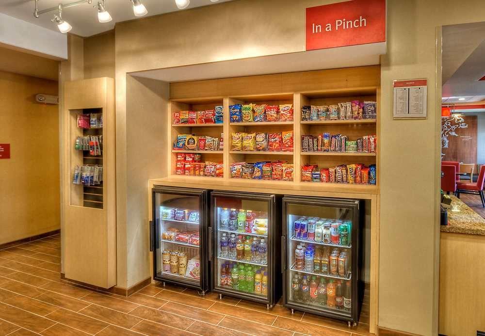 Towneplace Suites Oklahoma City Airport Екстер'єр фото