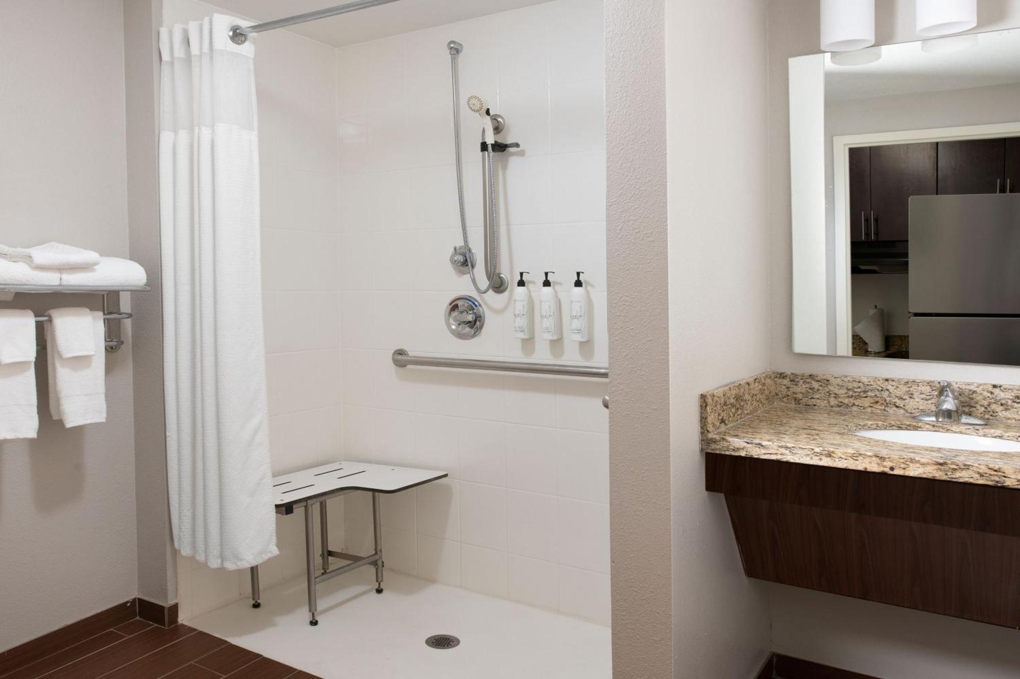 Towneplace Suites Oklahoma City Airport Екстер'єр фото
